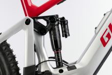 Celoodpružené elektrokolo GHOST E-Riot CF Advanced (1)