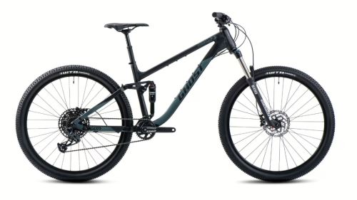 Celoodpružené kolo GHOST Kato FS Essential 27.5 Black/Green Bay Metallic Matt