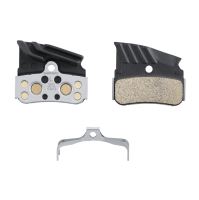 Brzdové destičky Shimano N04C-MF kov+chladič MTB, 4-pístové (1)