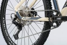 Dámské horské kolo GHOST Lanao Pro 27.5 Beige Metallic/Dark Blue Pearl Matt (3)